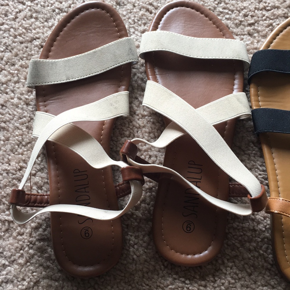 Sandals - Picture 2 of 4